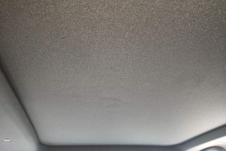 Used Cadillac XT5 2021 28T Luxury Model Headliner
