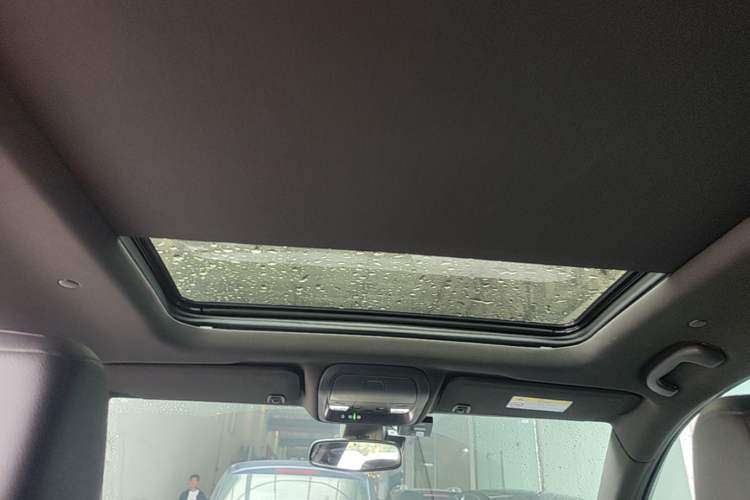 Used Cadillac XT5 2021 2.0T Four-Wheel Drive Luxury Version Headliner