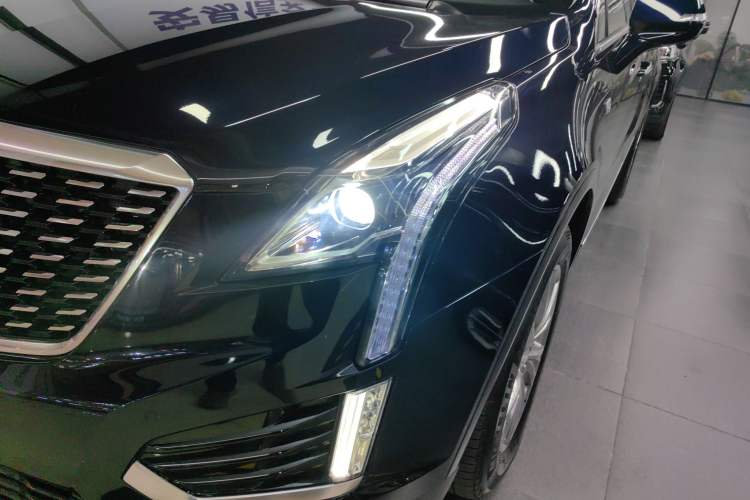 Used Cadillac XT5 2021 2.0T Two-Wheel Drive Luxury Version Left Front Headlight