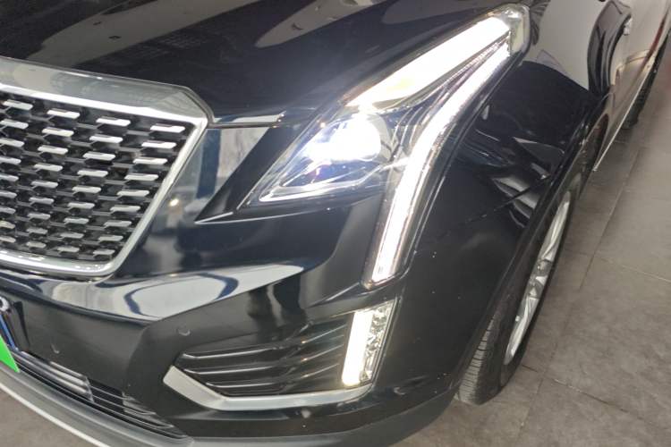 Used Cadillac XT5 2021 28T Luxury Model Left Front Headlight
