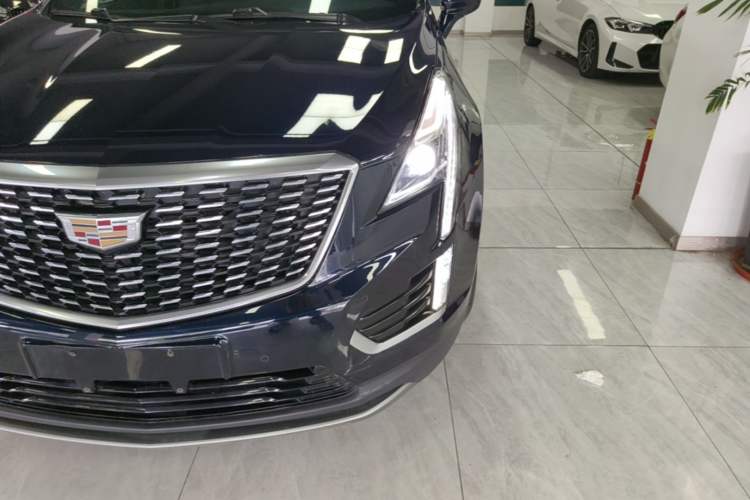 Used Cadillac XT5 2021 2.0T Two-Wheel Drive Luxury Version Left Front Headlight