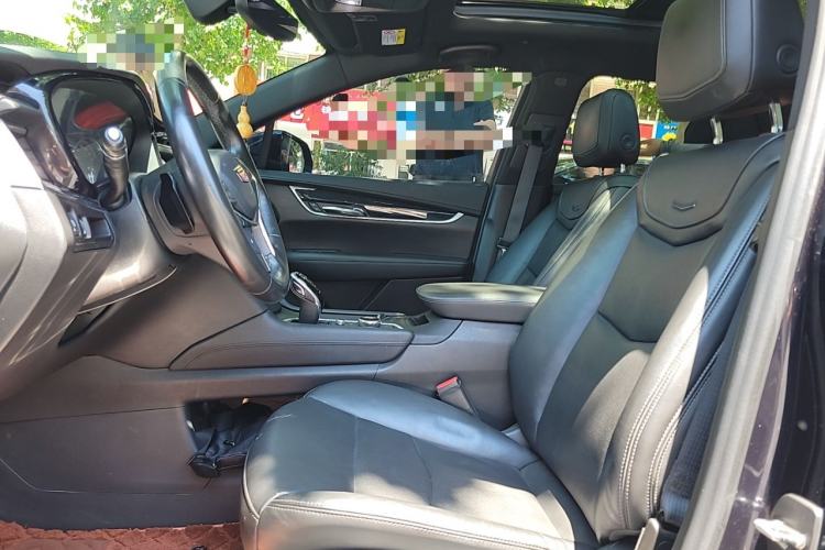 Used Cadillac XT5 2021 28T Four-Wheel Drive Luxury Version Left Front Seat