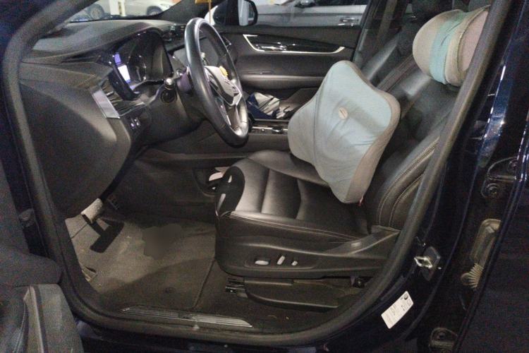 Used Cadillac XT5 2021 2.0T Two-Wheel Drive Luxury Version Left Front Seat