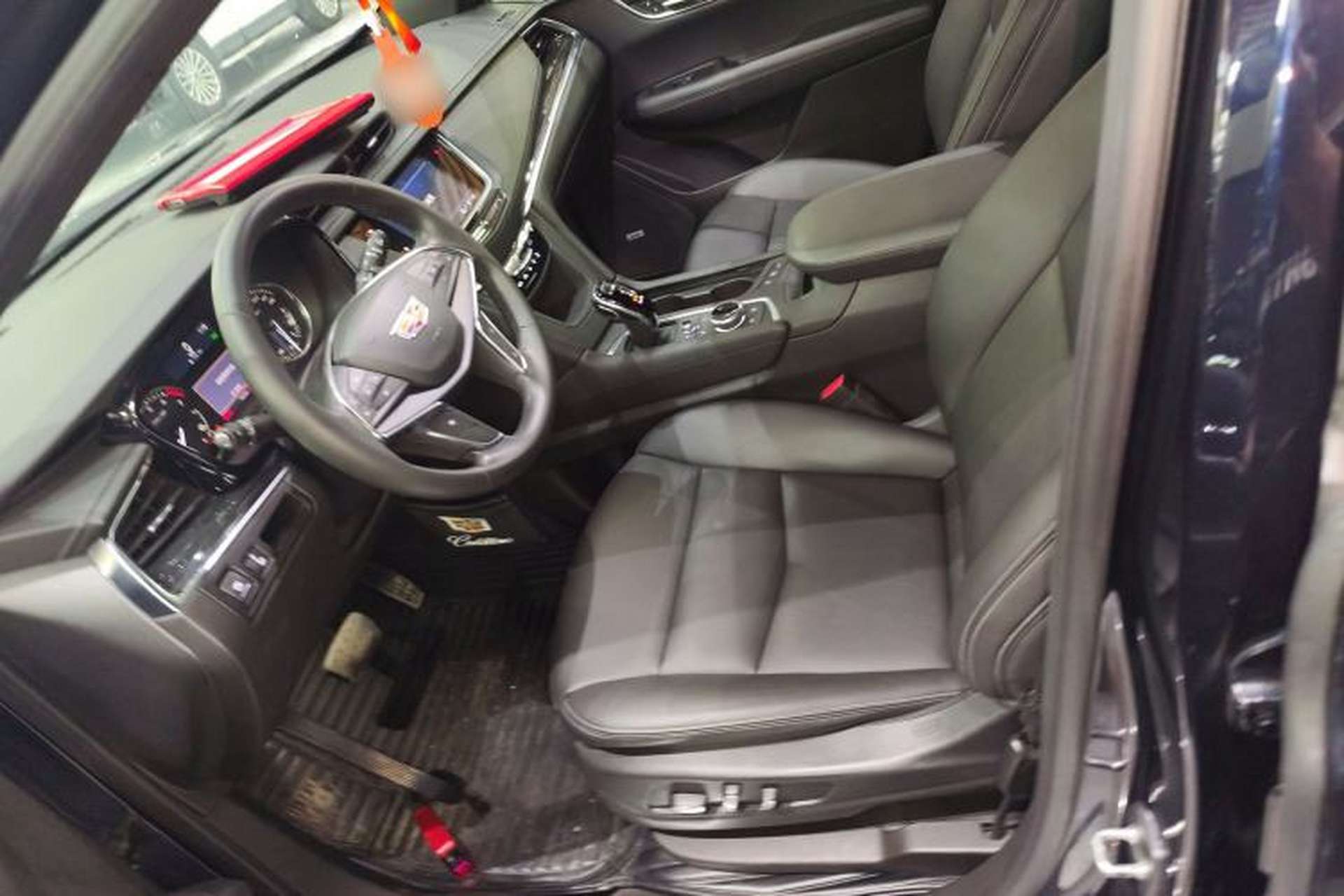 Used Cadillac XT5 2021 28T Luxury Model Left Front Seat