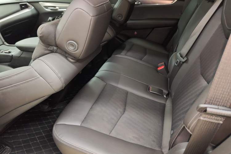 Used Cadillac XT5 2021 28T Tech Edition Left Rear Seat