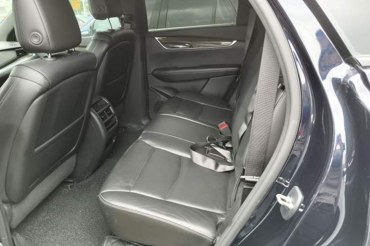 Used Cadillac XT5 2021 28T Four-Wheel Drive Leading Sport Model Left Rear Seat