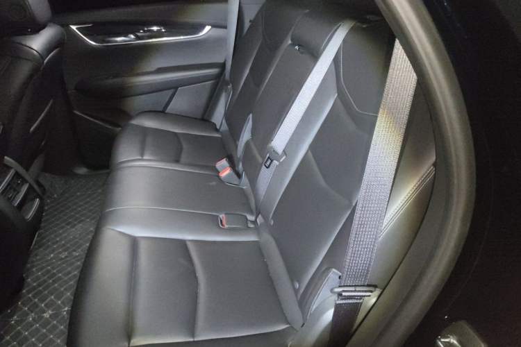 Used Cadillac XT5 2021 28T Luxury Model Left Rear Seat