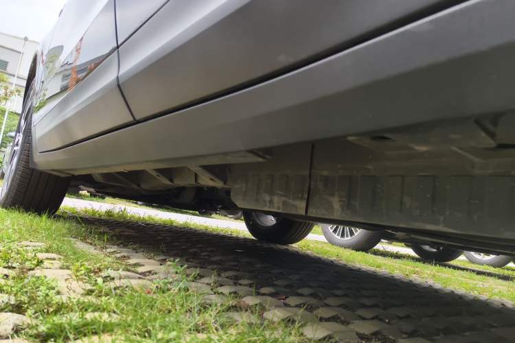 Used Cadillac XT5 2021 28T Four-Wheel Drive Leading Sport Model Left Side Sill