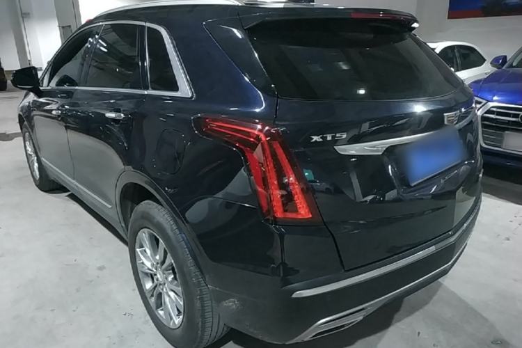 Used Cadillac XT5 2021 28T Luxury Model Rear Left 45 Deg