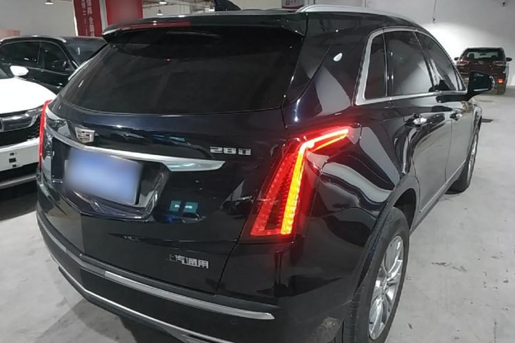 Used Cadillac XT5 2021 28T Luxury Model Rear Right 45 Deg