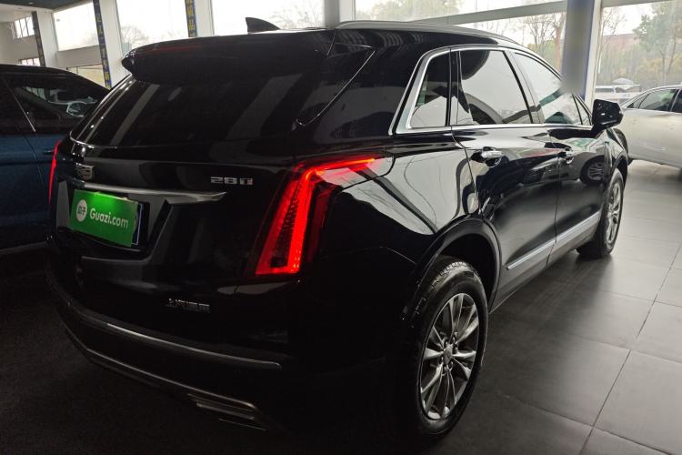 Used Cadillac XT5 2021 28T Luxury Model Rear Right 45 Deg