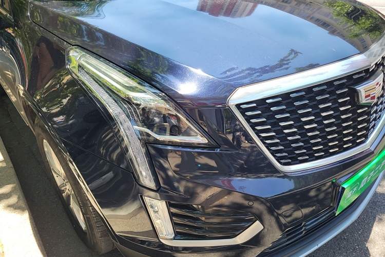 Used Cadillac XT5 2021 28T Four-Wheel Drive Luxury Version Right Front Headlight