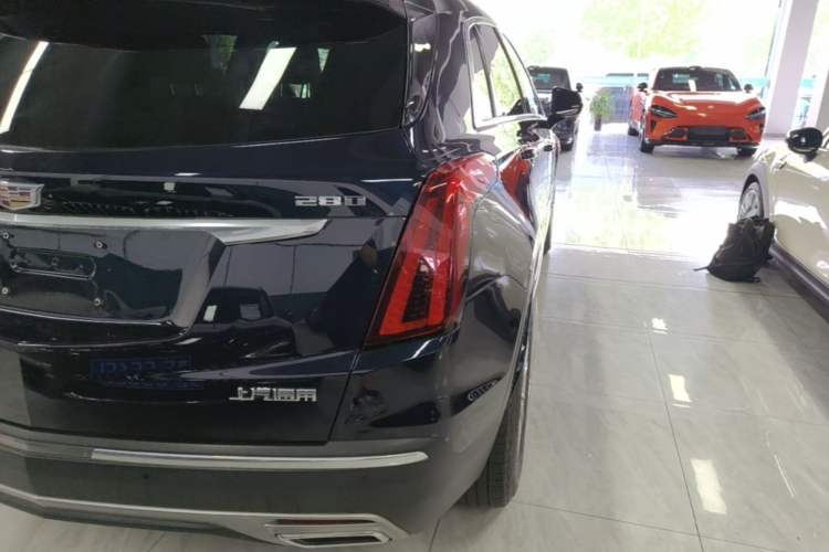Used Cadillac XT5 2021 2.0T Two-Wheel Drive Luxury Version Right Rear Taillight