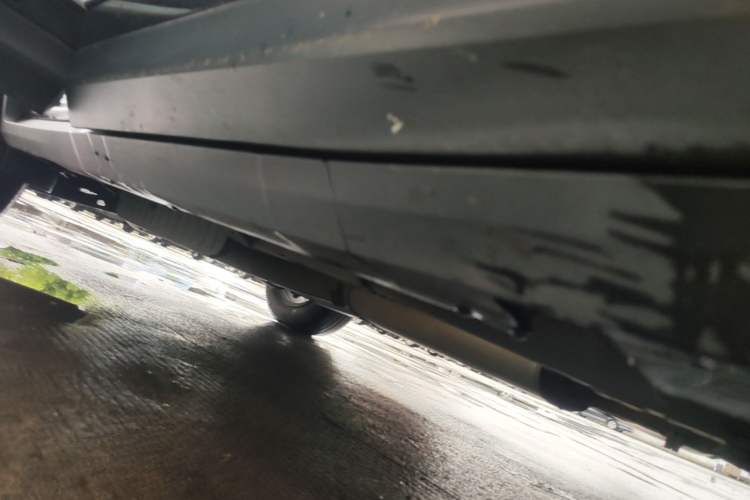 Used Cadillac XT5 2021 2.0T Four-Wheel Drive Luxury Version Right Side Sill