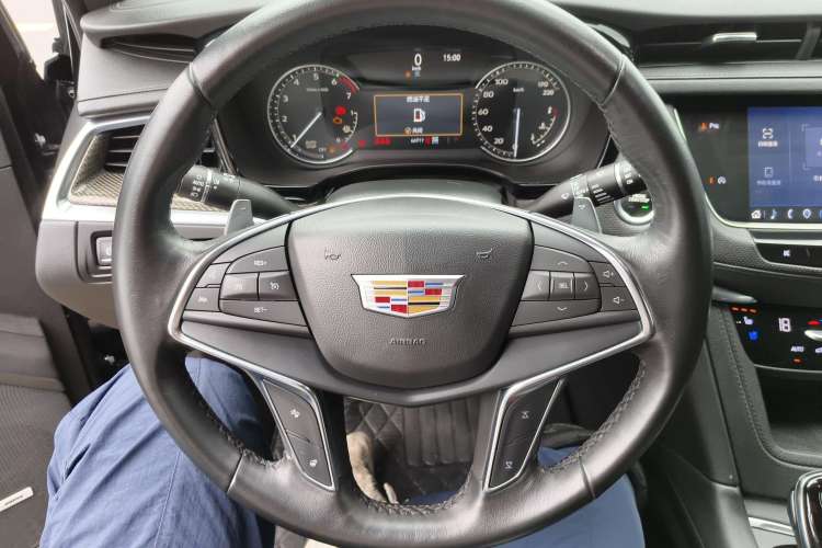 Used Cadillac XT5 2021 28T Four-Wheel Drive Leading Sport Model Steering Wheel