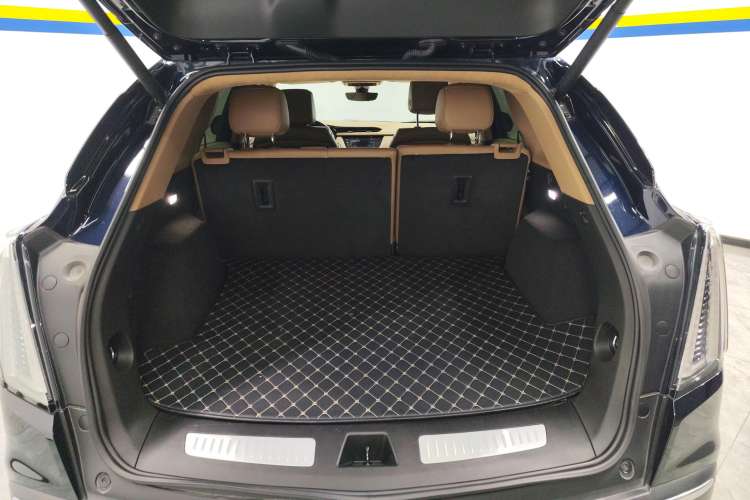 Used Cadillac XT5 2021 2.0T Four-Wheel-Drive Platinum Edition Trunk