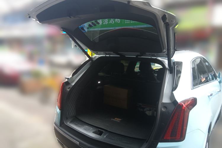 Used Cadillac XT5 2021 2.0T Two-Wheel Drive Luxury Version Trunk