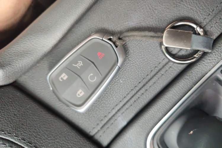 Used Cadillac XT5 2021 28T Luxury Model Vehicle Key