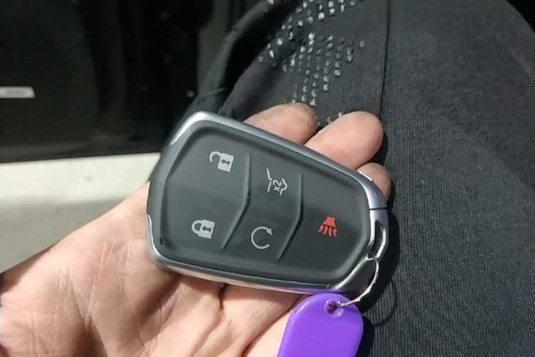 Used Cadillac XT5 2021 28T Luxury Model Vehicle Key