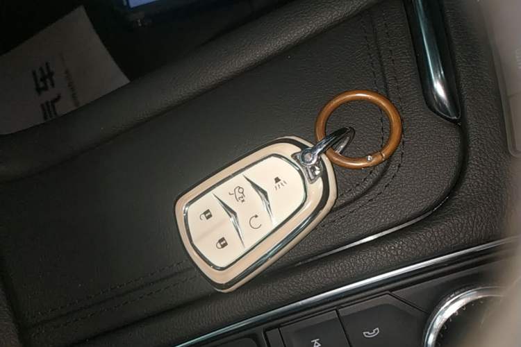 Used Cadillac XT5 2021 2.0T Four-Wheel Drive Premium Edition Vehicle Key