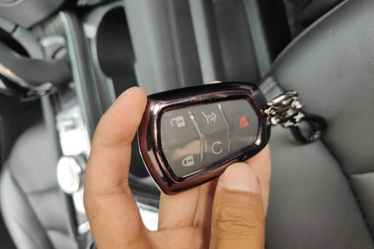 Used Cadillac XT5 2021 28T Luxury Model Vehicle Key