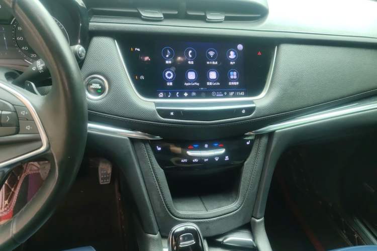 Used Cadillac XT5 2021 2.0T Four-Wheel Drive Luxury Version Audio And AC Panel