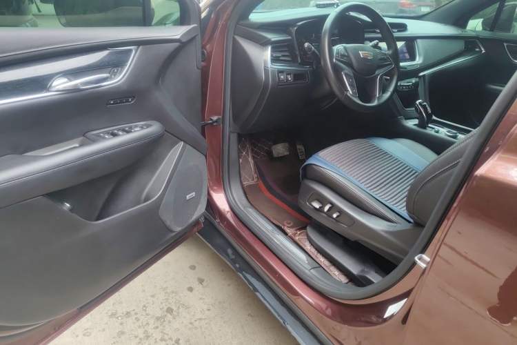 Used Cadillac XT5 2021 2.0T Four-Wheel Drive Luxury Version Driver Seat