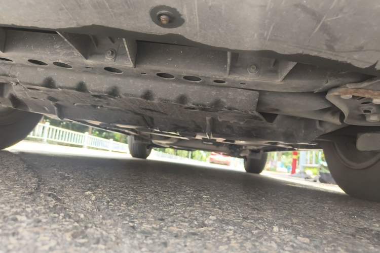 Used Cadillac XT5 2021 28T Tech Edition Chassis Front