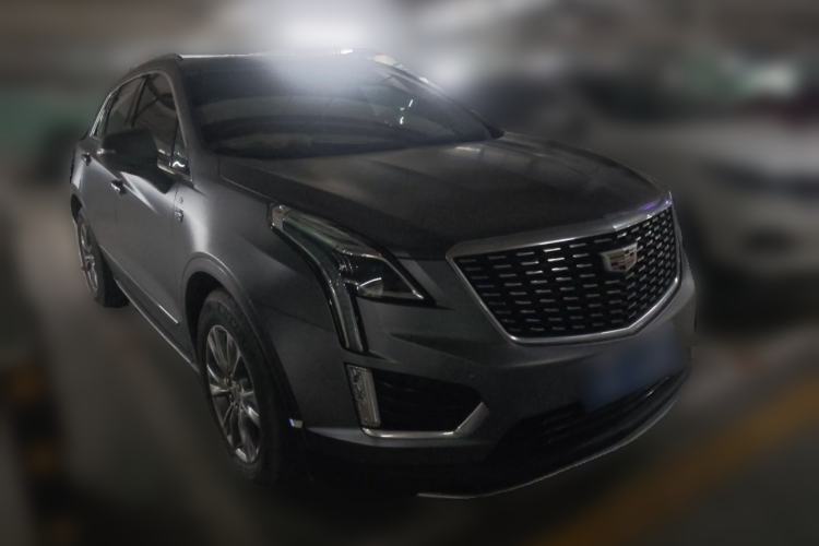 Used Cadillac XT5 2021 2.0T Two-Wheel Drive Luxury Version Front Right 45 Deg