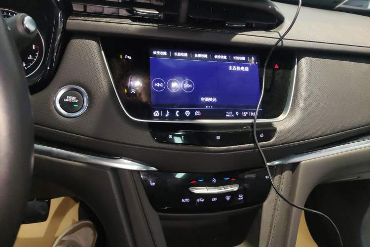 Used Cadillac XT5 2021 28T Luxury Model Audio And AC Panel