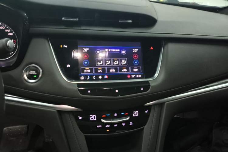 Used Cadillac XT5 2021 28T Luxury Model Audio And AC Panel