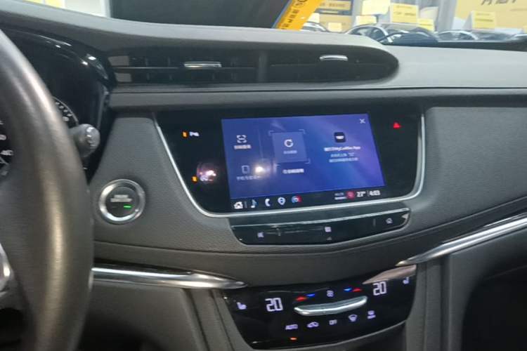 Used Cadillac XT5 2021 28T Luxury Model Audio And AC Panel