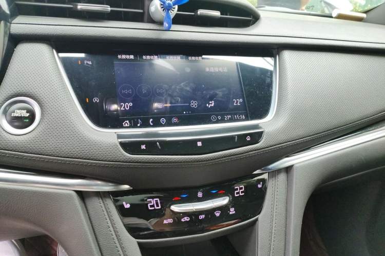 Used Cadillac XT5 2021 28T Luxury Model Audio And AC Panel