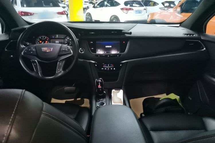 Used Cadillac XT5 2021 28T Four-Wheel Drive Luxury Version Center Console