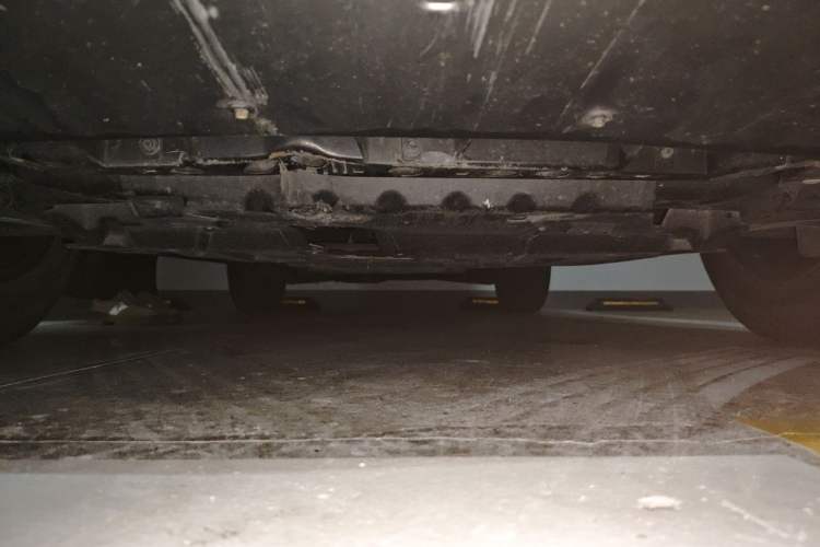 Used Cadillac XT5 2021 28T Luxury Model Chassis Front