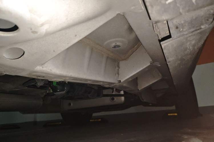 Used Cadillac XT5 2021 28T Luxury Model Chassis Front Left