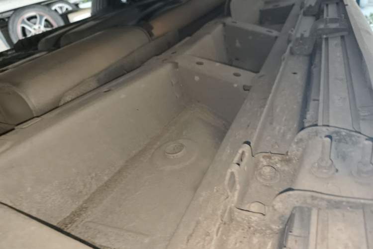 Used Cadillac XT5 2021 28T Four-Wheel Drive Platinum Sport Edition Chassis Front Right