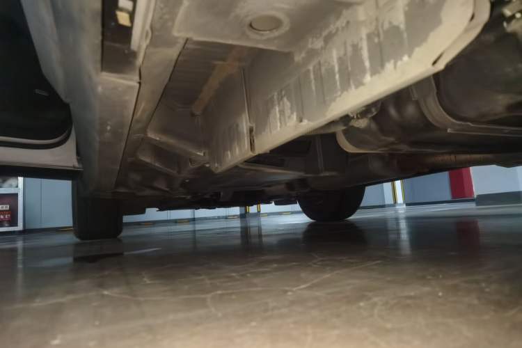 Used Cadillac XT5 2021 2.0T Two-Wheel Drive Luxury Version Chassis Rear Left