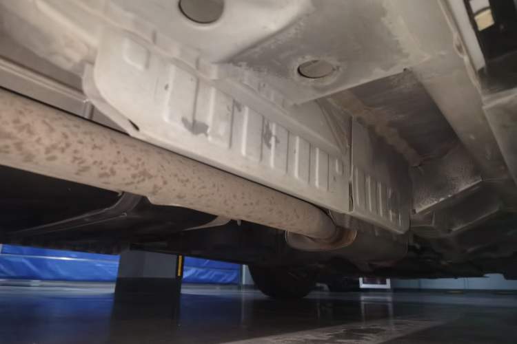 Used Cadillac XT5 2021 2.0T Two-Wheel Drive Luxury Version Chassis Rear Right