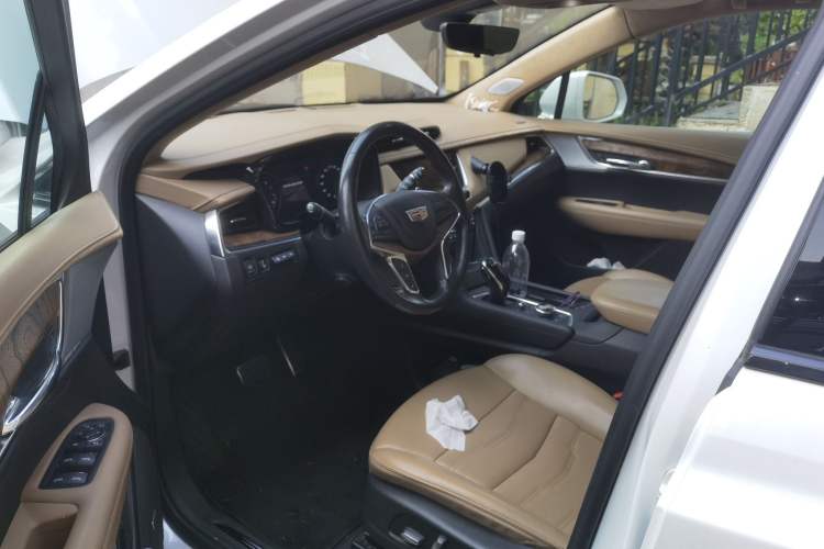 Used Cadillac XT5 2021 2.0T Four-Wheel-Drive Platinum Edition Driver Seat