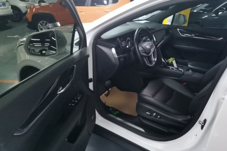 Used Cadillac XT5 2021 28T Four-Wheel Drive Luxury Version Driver Seat