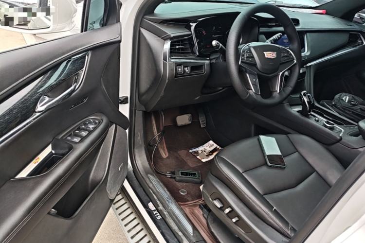 Used Cadillac XT5 2021 2.0T Four-Wheel Drive Luxury Version Driver Seat