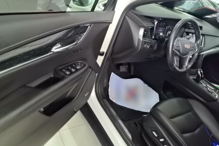 Used Cadillac XT5 2021 2.0T Two-Wheel Drive Luxury Version Driver Seat