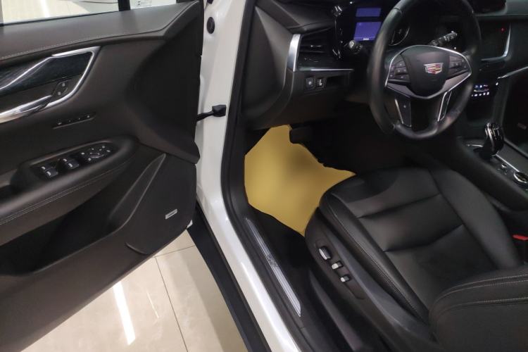 Used Cadillac XT5 2021 2.0T Two-Wheel Drive Luxury Version Driver Seat