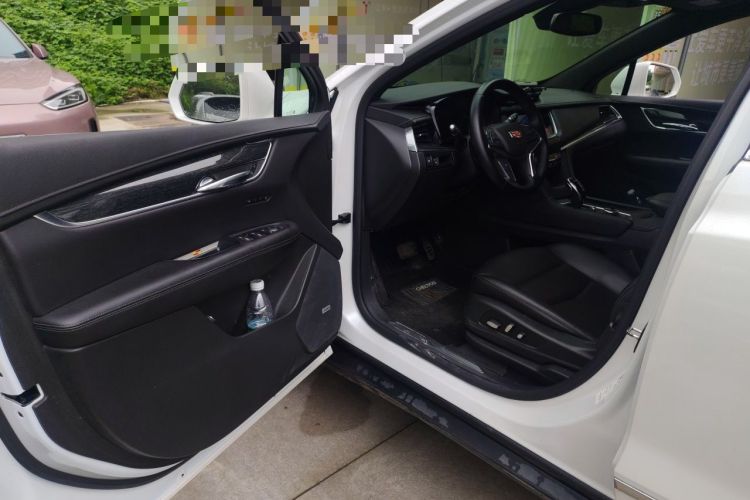 Used Cadillac XT5 2021 2.0T Two-Wheel Drive Luxury Version Driver Seat