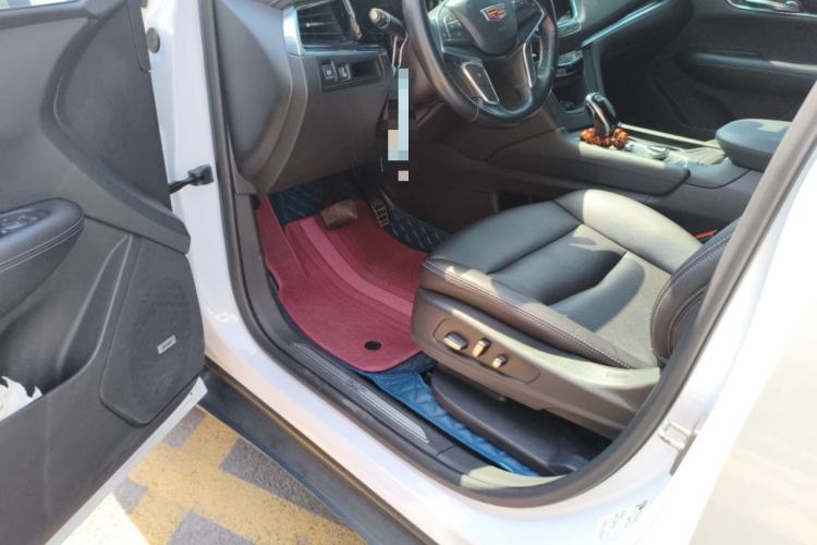 Used Cadillac XT5 2021 2.0T Four-Wheel Drive Luxury Version Driver Seat