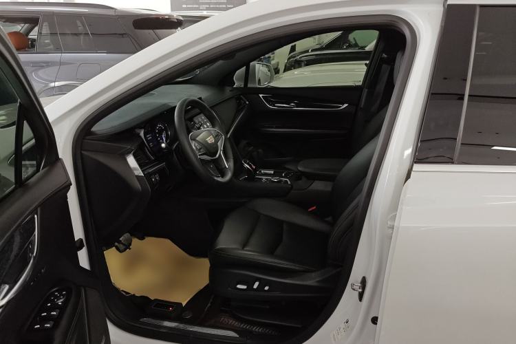 Used Cadillac XT5 2021 2.0T Two-Wheel Drive Luxury Version Driver Seat