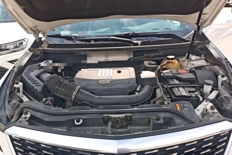 Used Cadillac XT5 2021 2.0T Four-Wheel Drive Luxury Version Engine Bay