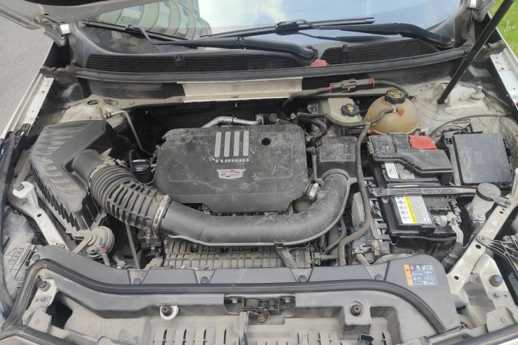 Used Cadillac XT5 2021 2.0T Two-Wheel Drive Luxury Version Engine Bay