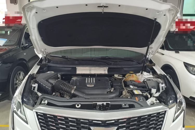 Used Cadillac XT5 2021 28T Luxury Model Engine Bay